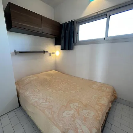 Deux Pieces 2 Couchages Cap D'agde Naturisme Cn040-370