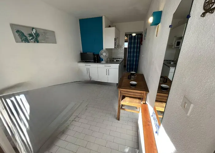 Deux Pieces 2 Couchages Cap D'agde Naturisme Cn040-370 *